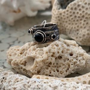 Sterling silver and black onyx ring